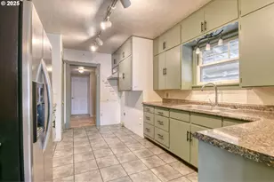 261 SW 2nd St, Pilot Rock, OR 97868 - Photo 9