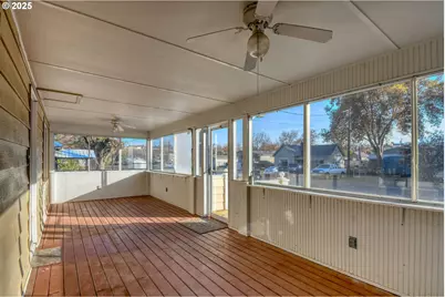 261 SW 2nd St, Pilot Rock, OR 97868 - Photo 27