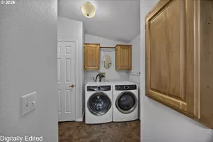 618 38th Pl, Florence, OR 97439 - Photo 13