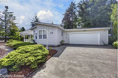 618 38th Pl, Florence, OR 97439 - Photo 1