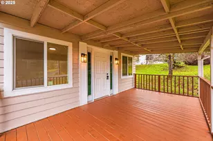 225 21st Ave, Sweet Home, OR 97386 - Photo 3