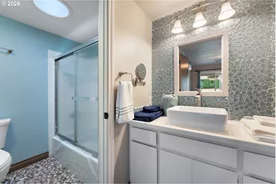 16520 SW Monaco Ln, King City, OR 97224 - Photo 19