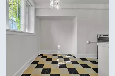 20 NW 16th Ave #8, Portland, OR 97209 - Photo 9
