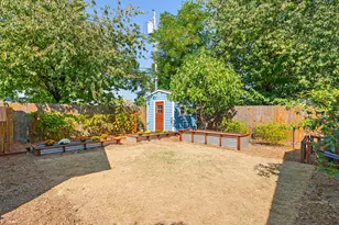 11825 NE Morris St, Portland, OR 97220 - Photo 39