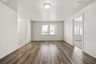 9837 NE Irving St, Portland, OR 97220 - Photo 5