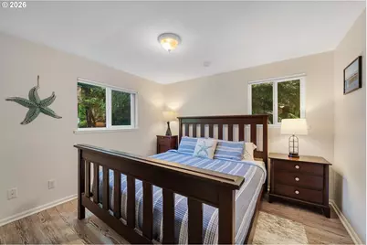 144 S Juniper St, Rockaway Beach, OR 97136 - Photo 11