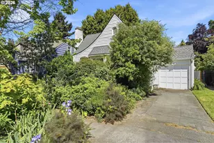 6704 SE 22nd Ave, Portland, OR 97202 - Photo 3
