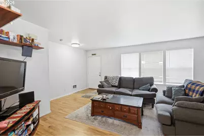 623 W 18th Ave, Eugene, OR 97402 - Photo 5