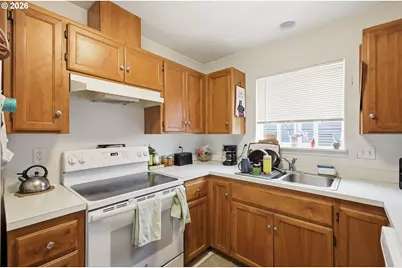 623 W 18th Ave, Eugene, OR 97402 - Photo 11