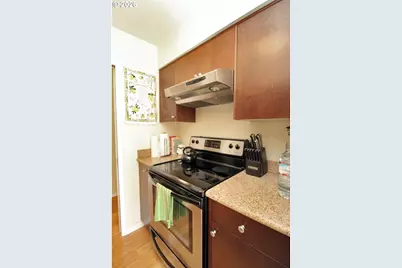 2026 NE Clackamas St, Portland, OR 97232 - Photo 9