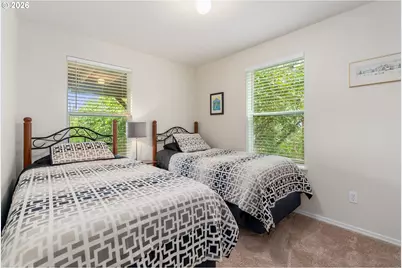 1218 Lincoln St, Hood River, OR 97031 - Photo 17