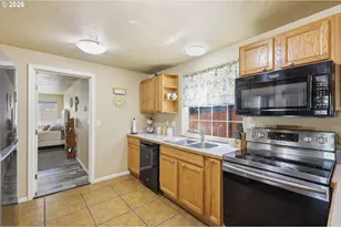 87973 Sherwood St, Veneta, OR 97487 - Photo 23