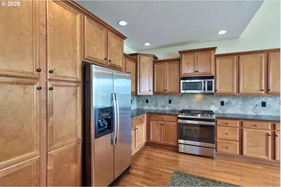 1327 37th Ave, Forest Grove, OR 97116 - Photo 13