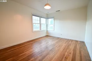 1731 SE Hamilton St, Roseburg, OR 97470 - Photo 13