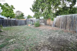 1731 SE Hamilton St, Roseburg, OR 97470 - Photo 21