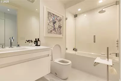 1075 NW Northrup St #2512, Portland, OR 97209 - Photo 17