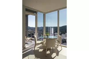 1075 NW Northrup St, Portland, OR 97209 - Photo 21