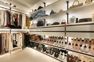 1075 NW Northrup St, Portland, OR 97209 - Photo 15