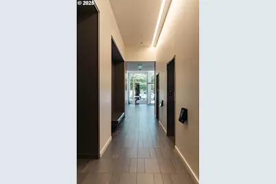 1075 NW Northrup St #2512, Portland, OR 97209 - Photo 35