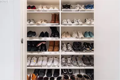 1075 NW Northrup St #2512, Portland, OR 97209 - Photo 19