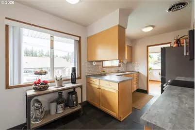 901 NE 153rd Ave, Portland, OR 97230 - Photo 15