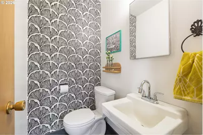 901 NE 153rd Ave, Portland, OR 97230 - Photo 17