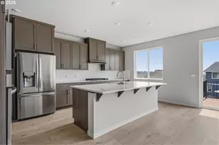 16930 SW Dowitcher Ln, Beaverton, OR 97007 - Photo 9