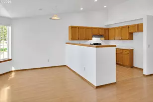 210 S Meredith Dr, Newberg, OR 97132 - Photo 13