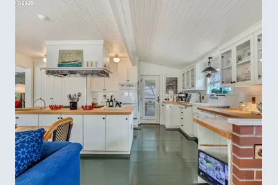 461 S Ocean Ave, Gearhart, OR 97138 - Photo 27