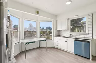 600 E 38th St, Vancouver, WA 98663 - Photo 9