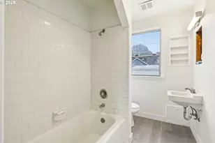 600 E 38th St, Vancouver, WA 98663 - Photo 19