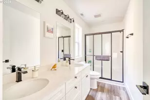 21121 E Mountain Creek Cir, Rhododendron, OR 97049 - Photo 37