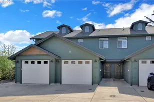 1726 32nd St, Florence, OR 97439 - Photo 3