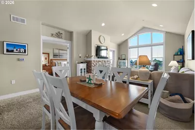 1000 N Holladay Dr #402, Seaside, OR 97138 - Photo 9