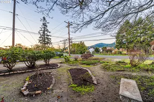 3333 Hayden Bridge Rd, Springfield, OR 97477 - Photo 7