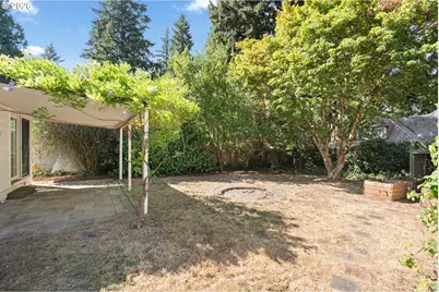 9743 NE Mason St, Portland, OR 97220 - Photo 35