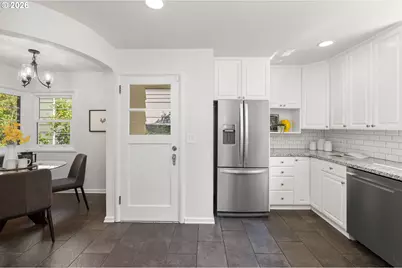 9743 NE Mason St, Portland, OR 97220 - Photo 15