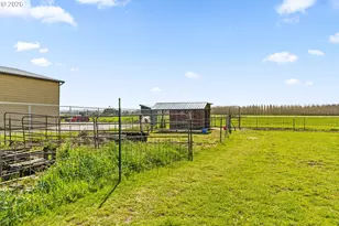 29334 Meadowview Rd, Junction City, OR 97448 - Photo 37