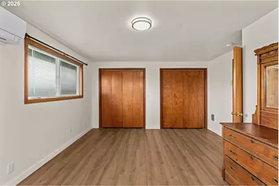 29334 Meadowview Rd, Junction City, OR 97448 - Photo 21