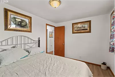 29334 Meadowview Rd, Junction City, OR 97448 - Photo 17