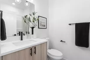 4372 N Gantenbein Ave, Portland, OR 97217 - Photo 15