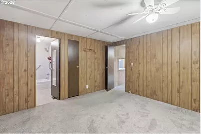 810 Acadia Ave, Garibaldi, OR 97118 - Photo 9