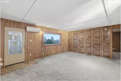 810 Acadia Ave, Garibaldi, OR 97118 - Photo 3