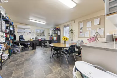 2125 Coburg Rd, Eugene, OR 97401 - Photo 7