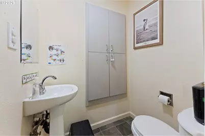 2125 Coburg Rd, Eugene, OR 97401 - Photo 13