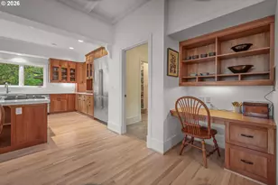 10007 NW Thompson Rd, Portland, OR 97229 - Photo 15