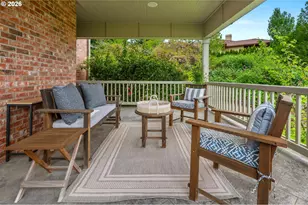 10007 NW Thompson Rd, Portland, OR 97229 - Photo 7