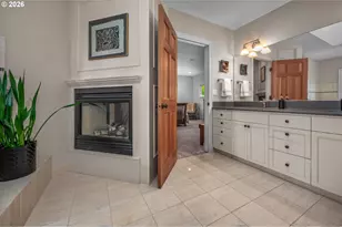 10007 NW Thompson Rd, Portland, OR 97229 - Photo 27