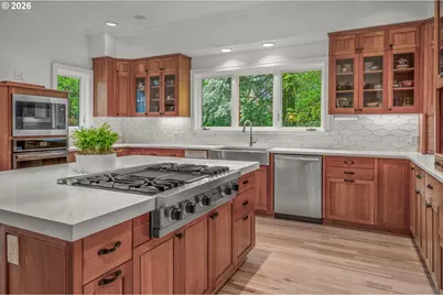 10007 NW Thompson Rd, Portland, OR 97229 - Photo 11