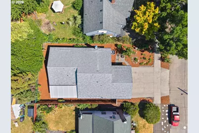 305 SE 84th Ave, Portland, OR 97216 - Photo 25